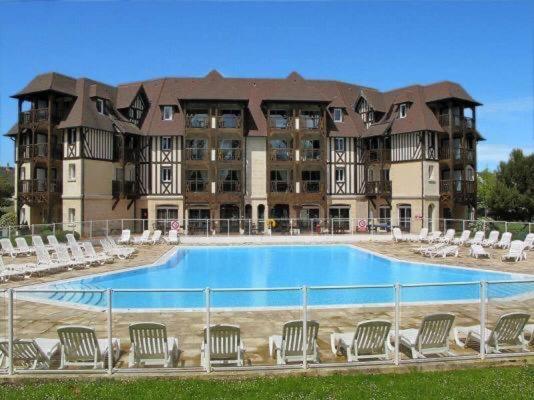 "Magnifique 2 Pieces Deauville" Piscine Et Jardin Экстерьер фото